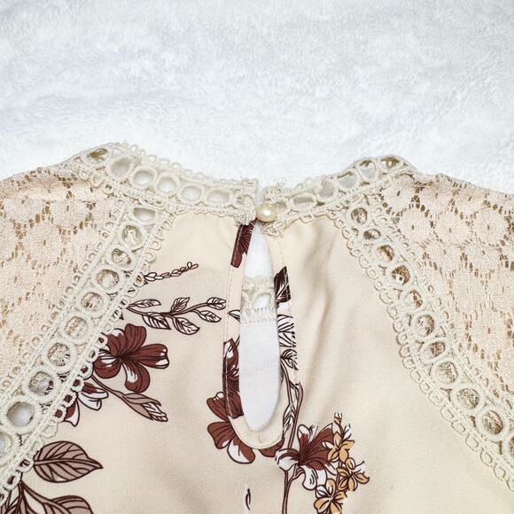 NEW SHEIN Cream Floral Crochet Lace Raglan Sleeve Tank Top size 6 Medium - Picture 4 of 6